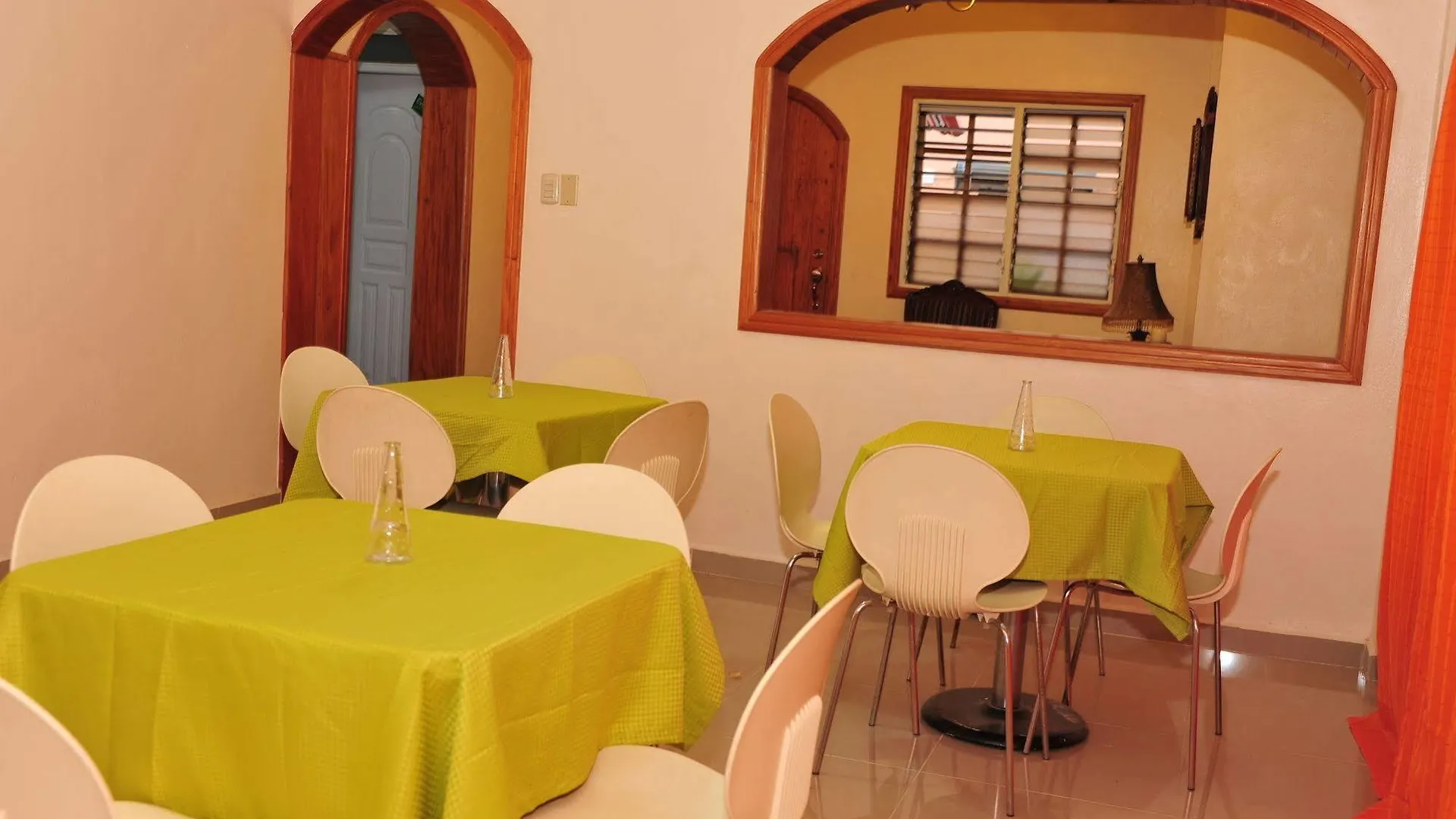 Hostal Los Jensen Playa Dorada